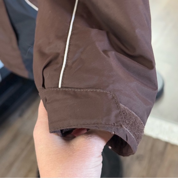 Columbia • Winter Coat - Picture 6 of 15